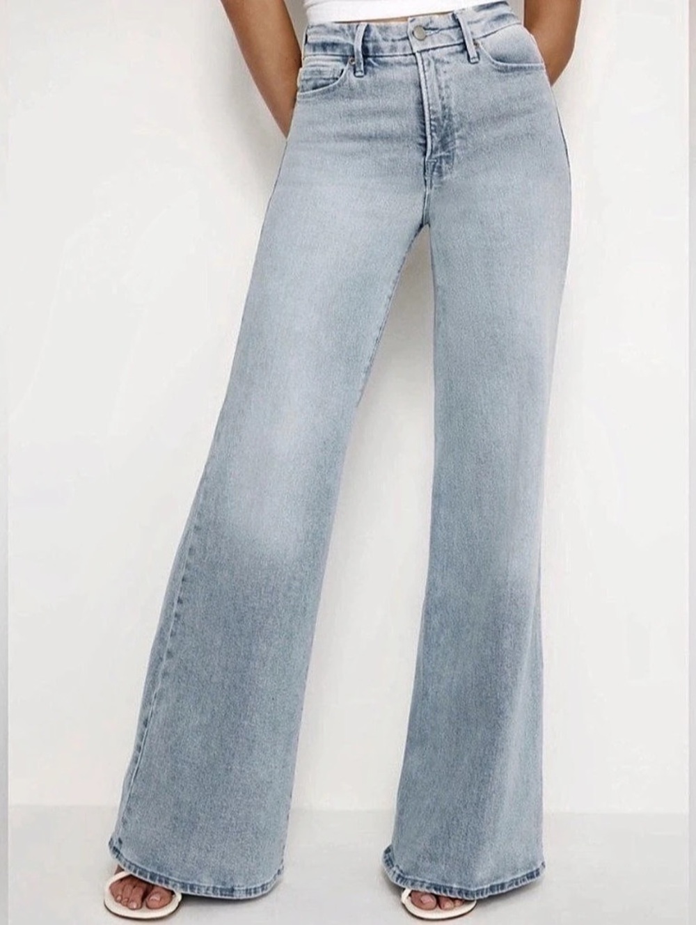 Good American Good Waist Palazzo jeans in Size 14